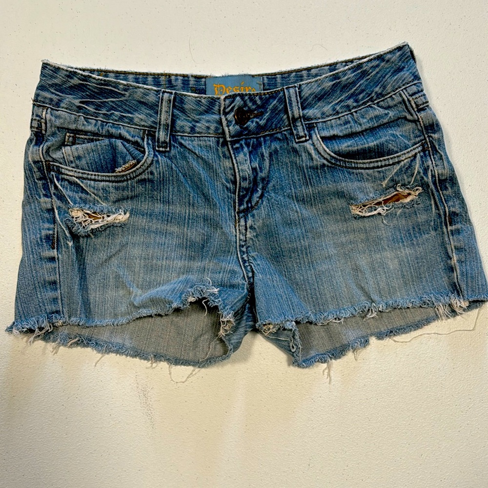 Desire distressed Jean shorts. Junior size 9. Comparable to so 4 in women’s